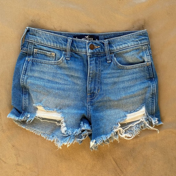 Hollister Pants - FINAL PRICE Hollister High Waisted Jean Shorts